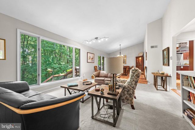 10 WINTERBERRY CT, Glen Arm, MD 21057