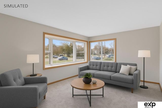 5517 Pioneers Boulevard, Lincoln, NE 68516