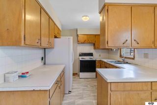 5517 Pioneers Boulevard, Lincoln, NE 68516