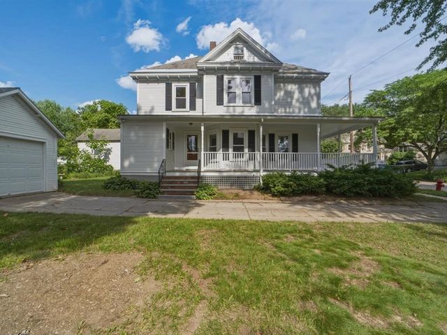 36 Henry Street, Burlington, VT 05401
