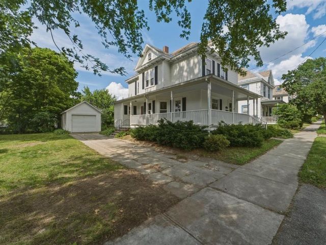 36 Henry Street, Burlington, VT 05401