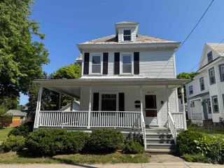 36 Henry Street, Burlington, VT 05401