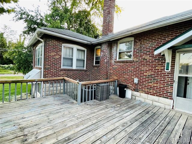 3802 Melba Place, Northwoods, MO 63121