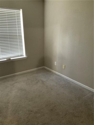 2014 Shawn Wayne Circle SE, Atlanta, GA 30316