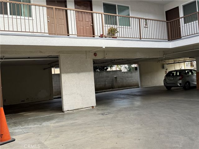 1758 N Kingsley 5, Los Angeles, CA 90027