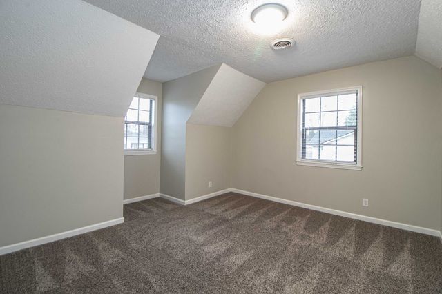 304 Atlantic Avenue, Oak Grove, KY 42262