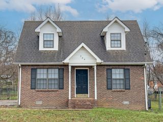 304 Atlantic Avenue, Oak Grove, KY 42262