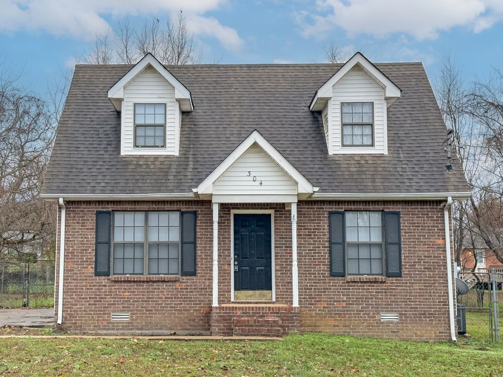 304 Atlantic Avenue, Oak Grove, KY 42262