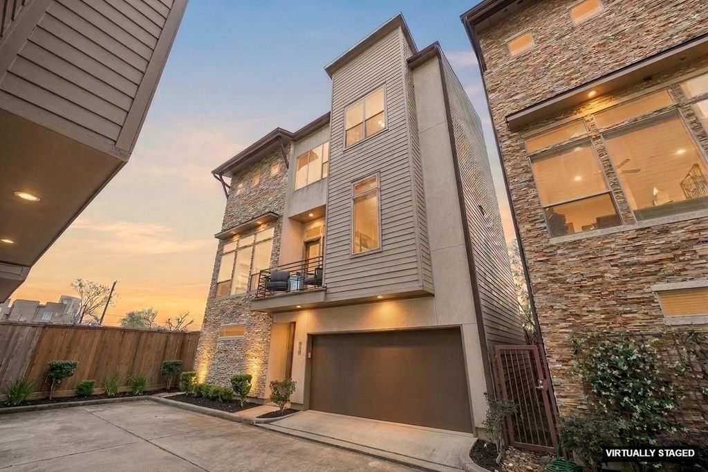 Image 1 of property listing at 1427 Wagner Street, Houston, TX 77007