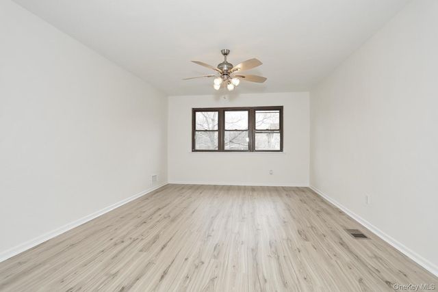 26 Milford Lane F, Suffern, NY 10901