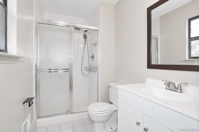 26 Milford Lane F, Suffern, NY 10901