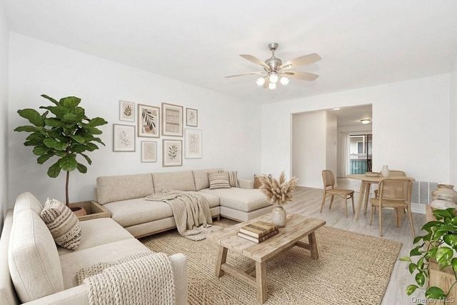 26 Milford Lane F, Suffern, NY 10901