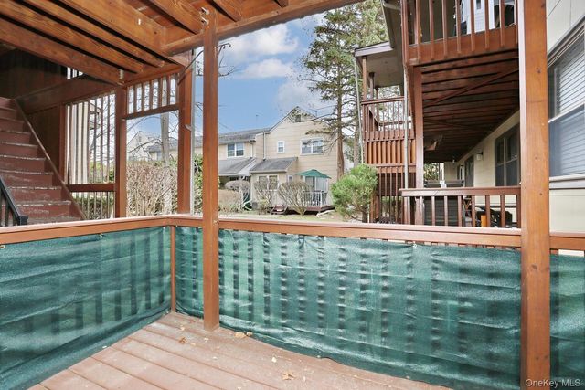 26 Milford Lane F, Suffern, NY 10901