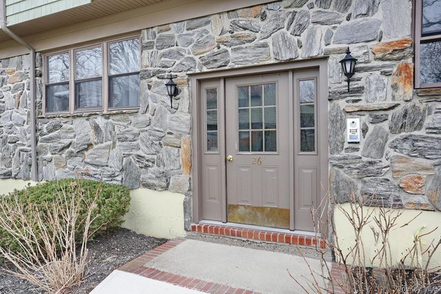 26 Milford Lane F, Suffern, NY 10901