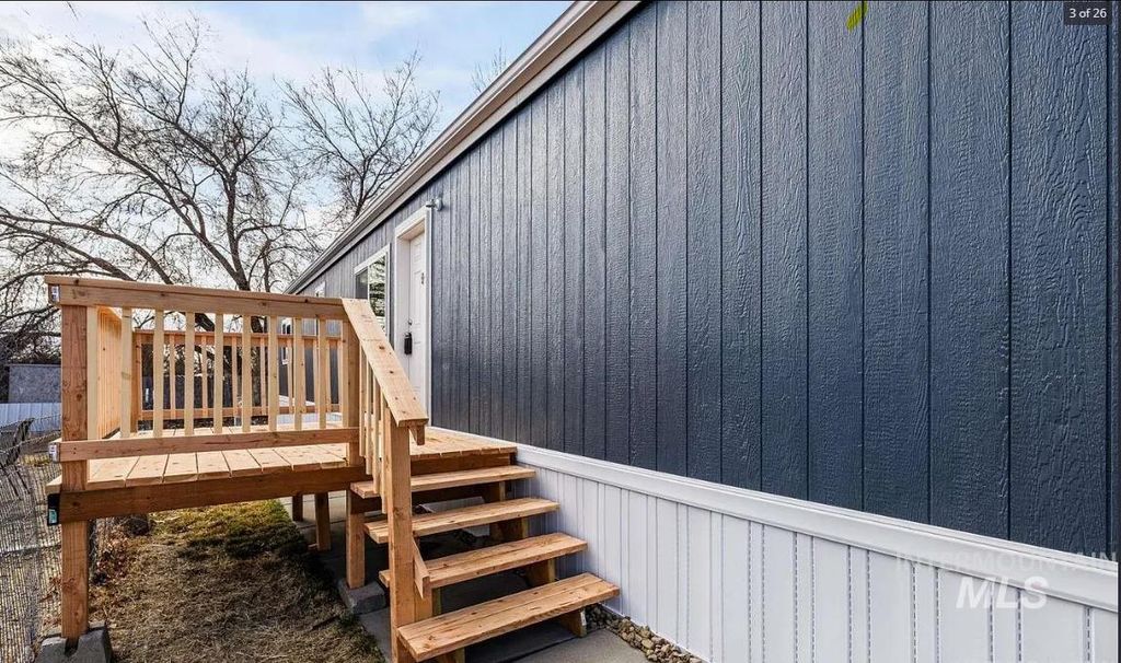 215 Dawn Dr., Mountain Home, ID 83647 photo 2