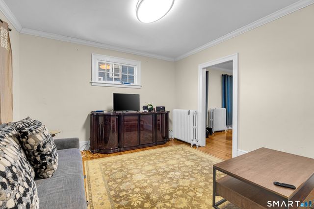 44 Glendale Avenue, Hartford, CT 06106