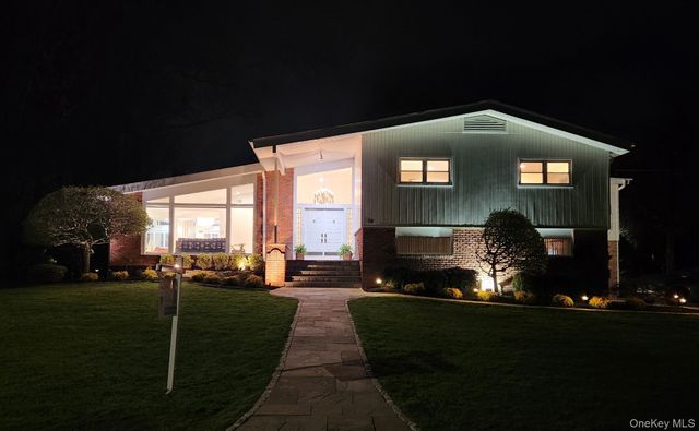 16 Dell Drive, Eastchester, NY 10709
