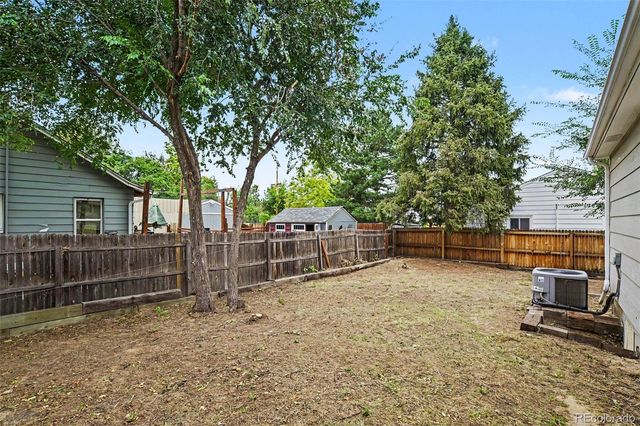 2301 Florence Street, Aurora, CO 80010