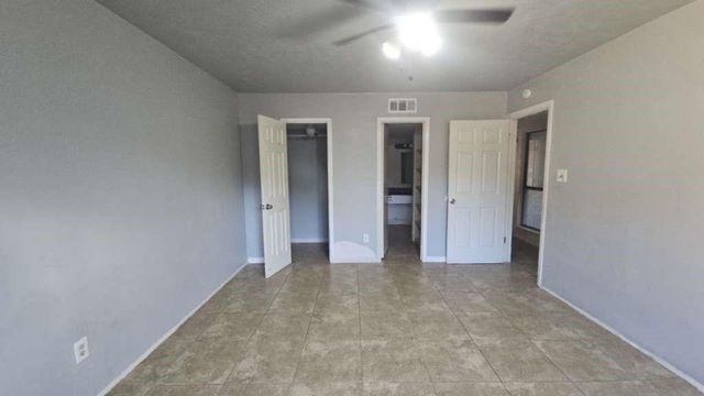 14131 Callahan Drive, Houston, TX 77049