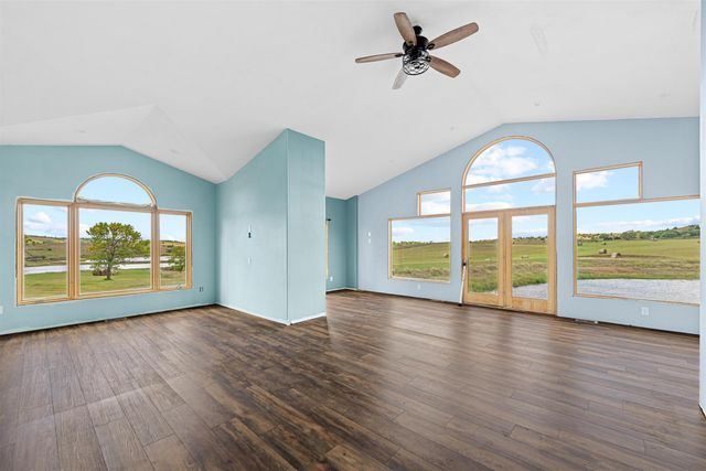 279 N 170th Rd, Bennington, KS 67422