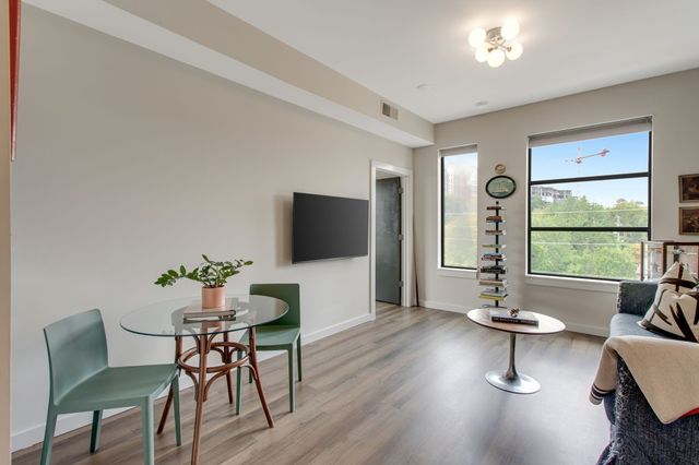 1900 12th Ave S Apt 415, Nashville, TN 37203