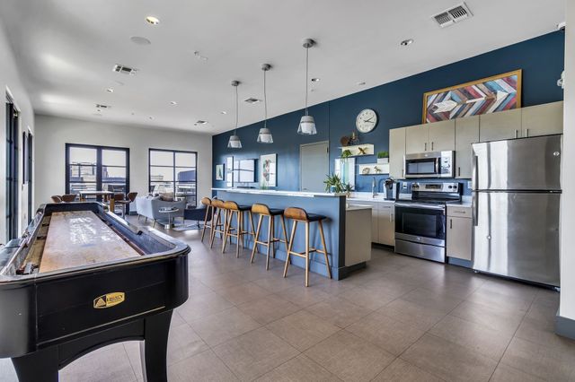 1900 12th Ave S Apt 415, Nashville, TN 37203