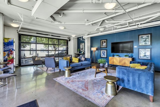 1900 12th Ave S Apt 415, Nashville, TN 37203