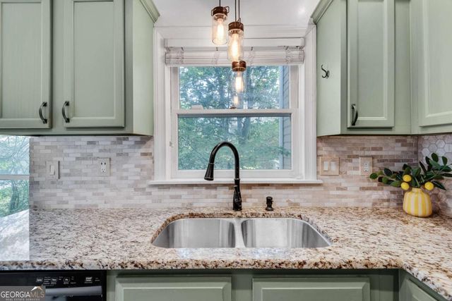 7500 Roswell Road 59, Atlanta, GA 30350