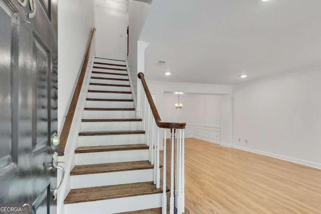 7500 Roswell Road 59, Atlanta, GA 30350