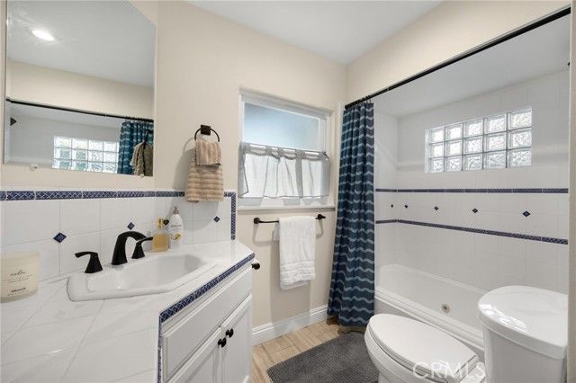 1062 W Valencia Mesa Drive, Fullerton, CA 92833