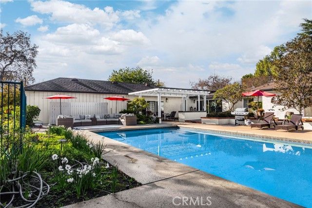 1062 W Valencia Mesa Drive, Fullerton, CA 92833