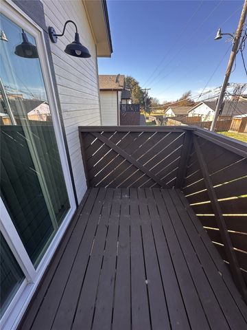 4824 Wellesley Avenue D, Fort Worth, TX 76107