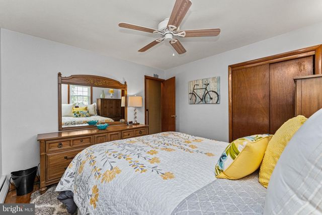 1030 WALT RD, Pennsburg, PA 18073