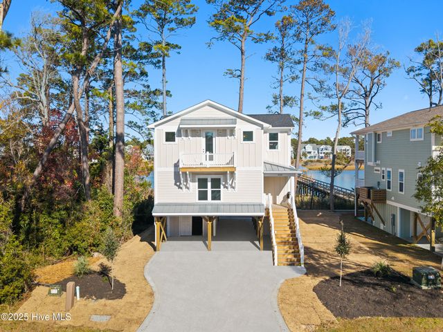 3704 E Yacht Drive, Oak Island, NC 28465