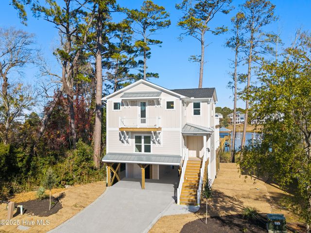 3704 E Yacht Drive, Oak Island, NC 28465