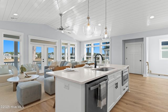 3704 E Yacht Drive, Oak Island, NC 28465