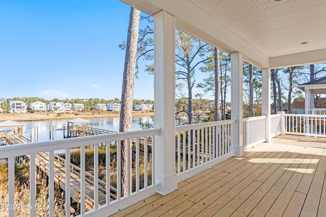 3704 E Yacht Drive, Oak Island, NC 28465