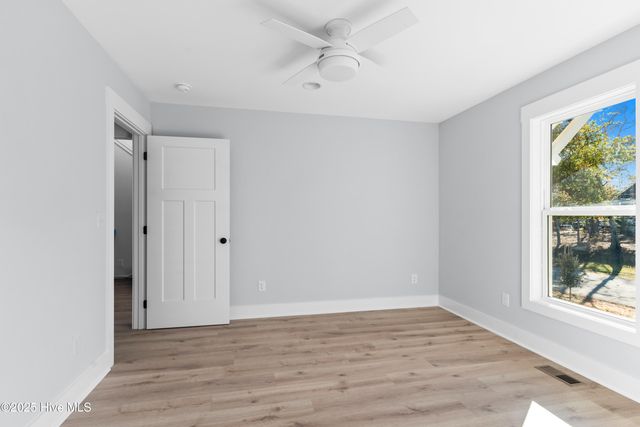 3704 E Yacht Drive, Oak Island, NC 28465