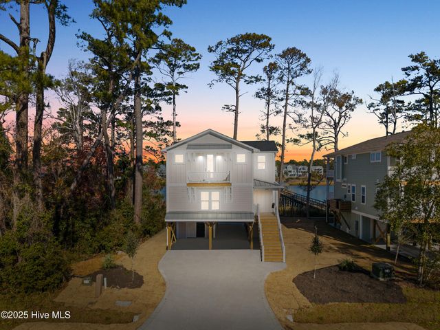 3704 E Yacht Drive, Oak Island, NC 28465