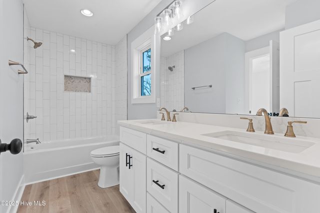 3704 E Yacht Drive, Oak Island, NC 28465