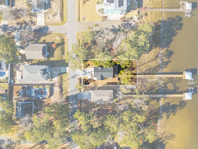 3704 E Yacht Drive, Oak Island, NC 28465