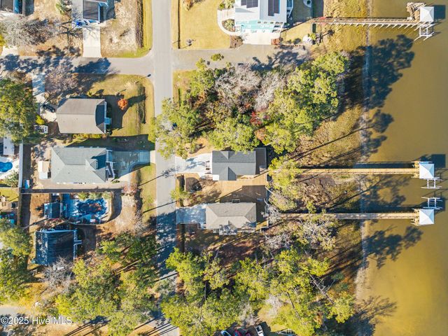 3704 E Yacht Drive, Oak Island, NC 28465