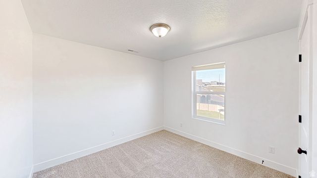 1816 S FREESTONE BLVD, Santaquin, UT 84655