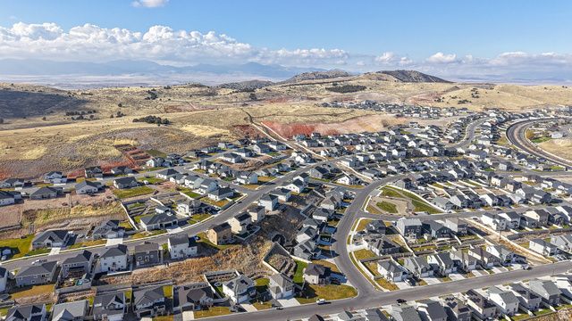 1816 S FREESTONE BLVD, Santaquin, UT 84655