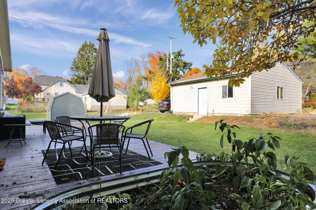 317 E Elm Street, Mason, MI 48854