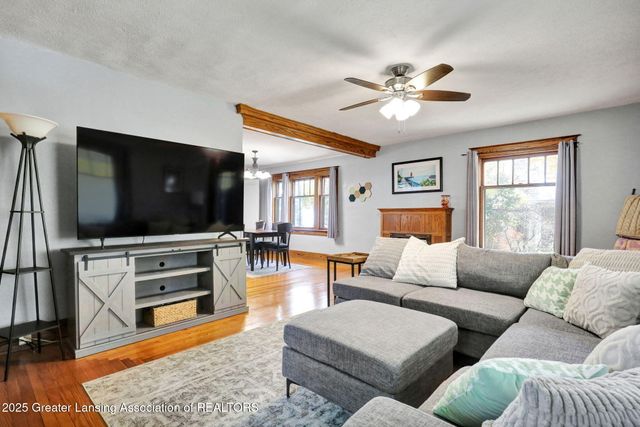 317 E Elm Street, Mason, MI 48854