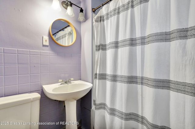 317 E Elm Street, Mason, MI 48854