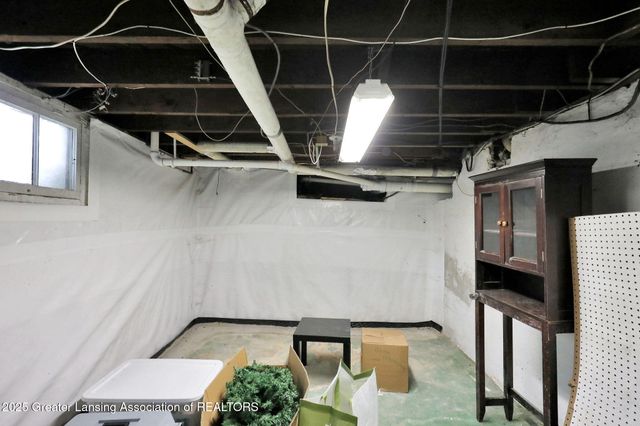 317 E Elm Street, Mason, MI 48854