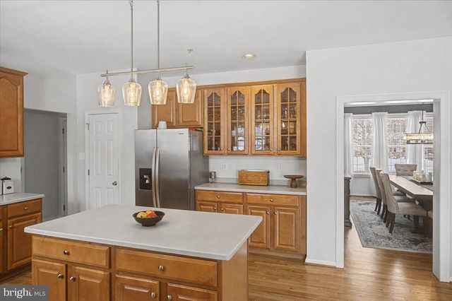 101 SOVEREIGN DR, Warrington, PA 18976