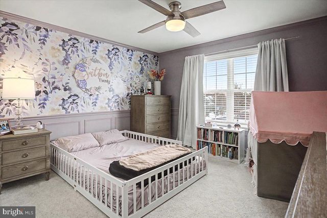 101 SOVEREIGN DR, Warrington, PA 18976